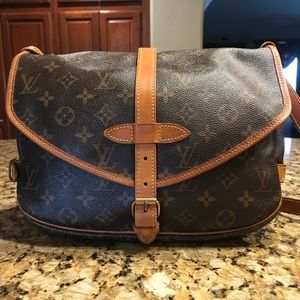 LOUIS VUITTON SAUMUR 30